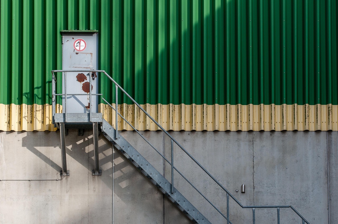 Ergonomia i konserwacja przenośników rolkowych logistyka